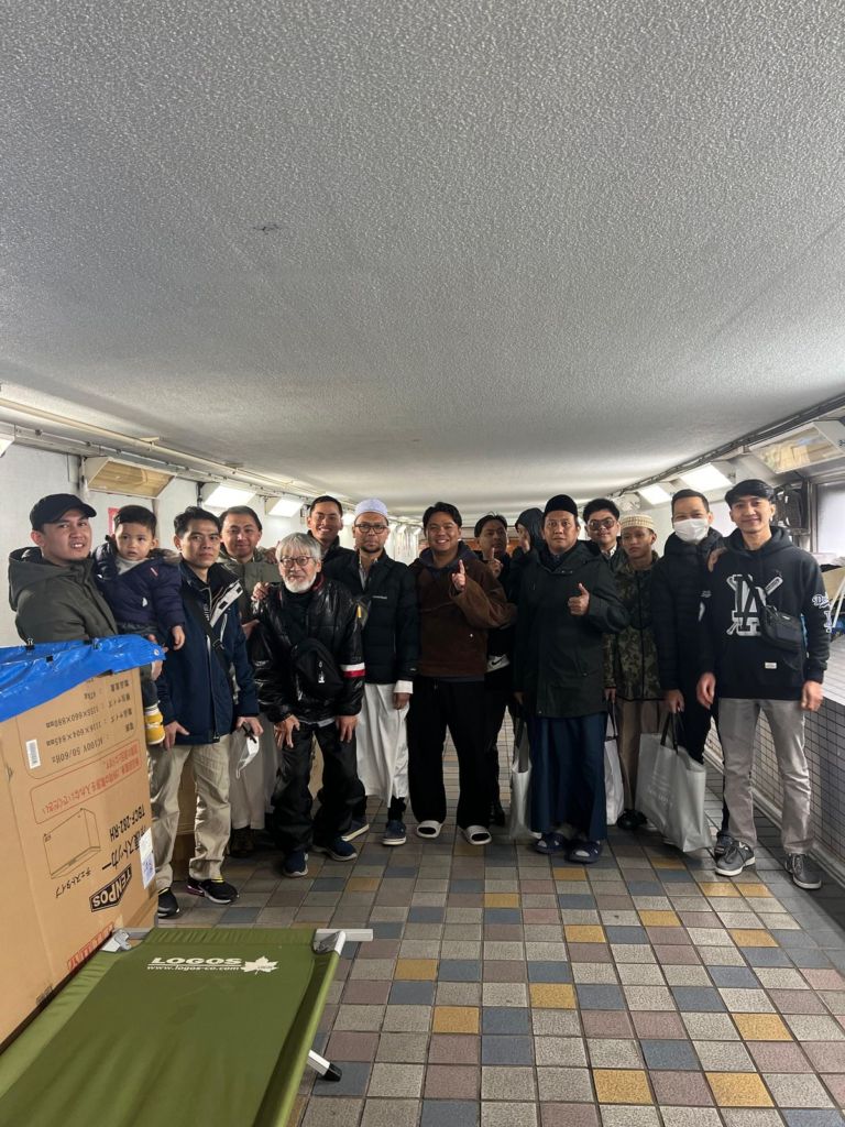 関内駅周辺での「幸せを分かち合う」取り組み Program “Berbagi Kebahagiaan” di Sekitar Stasiun Kannai image