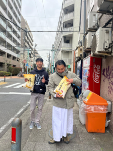 子どもたちに希望を届ける訪問 Mengantarkan Harapan untuk Anak-Anak