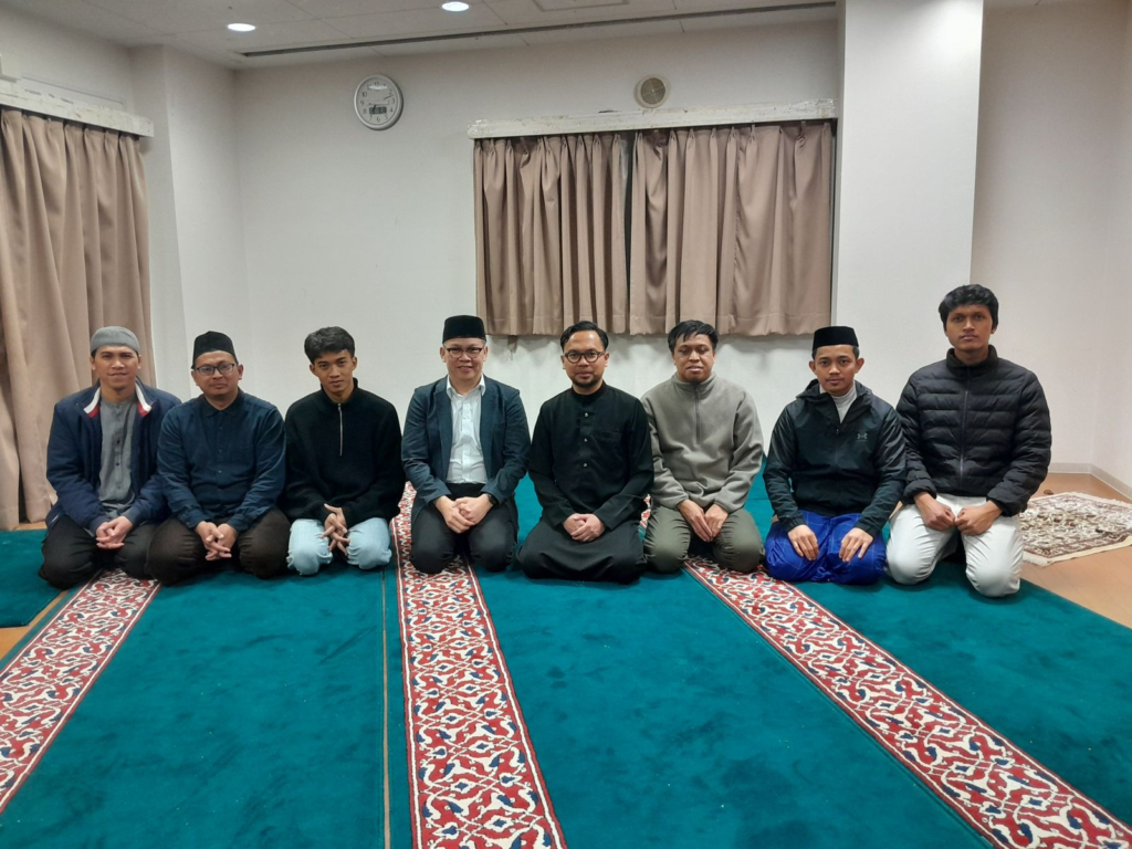 横浜アッソーリヒーン・モスク建設現場へのご訪問 Kunjungan Pensosbud KBRI Tokyo ke Proyek Masjid As-Sholihin Yokohama image