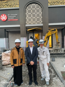 横浜アッソーリヒーン・モスク建設現場へのご訪問 Kunjungan Pensosbud KBRI Tokyo ke Proyek Masjid As-Sholihin Yokohama