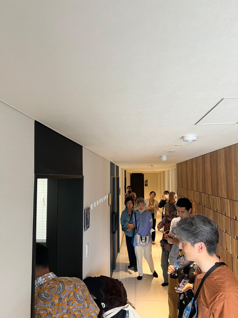 日本人参加者によるアッソーリヒーン横浜モスク訪問 | KEGIATAN KUNJUNGAN WARGA JEPANG KE MASJID AS-SHOLIHIN YOKOHAMA image