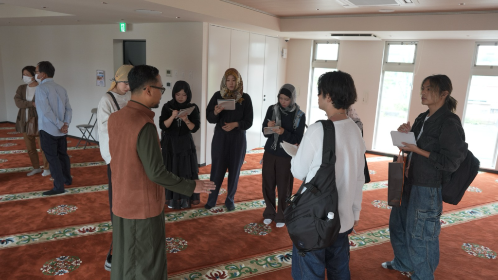 東海大学文化社会学部アジア学科の学生より見学会 | Kunjungan dari Mahasiswa Tokai University image