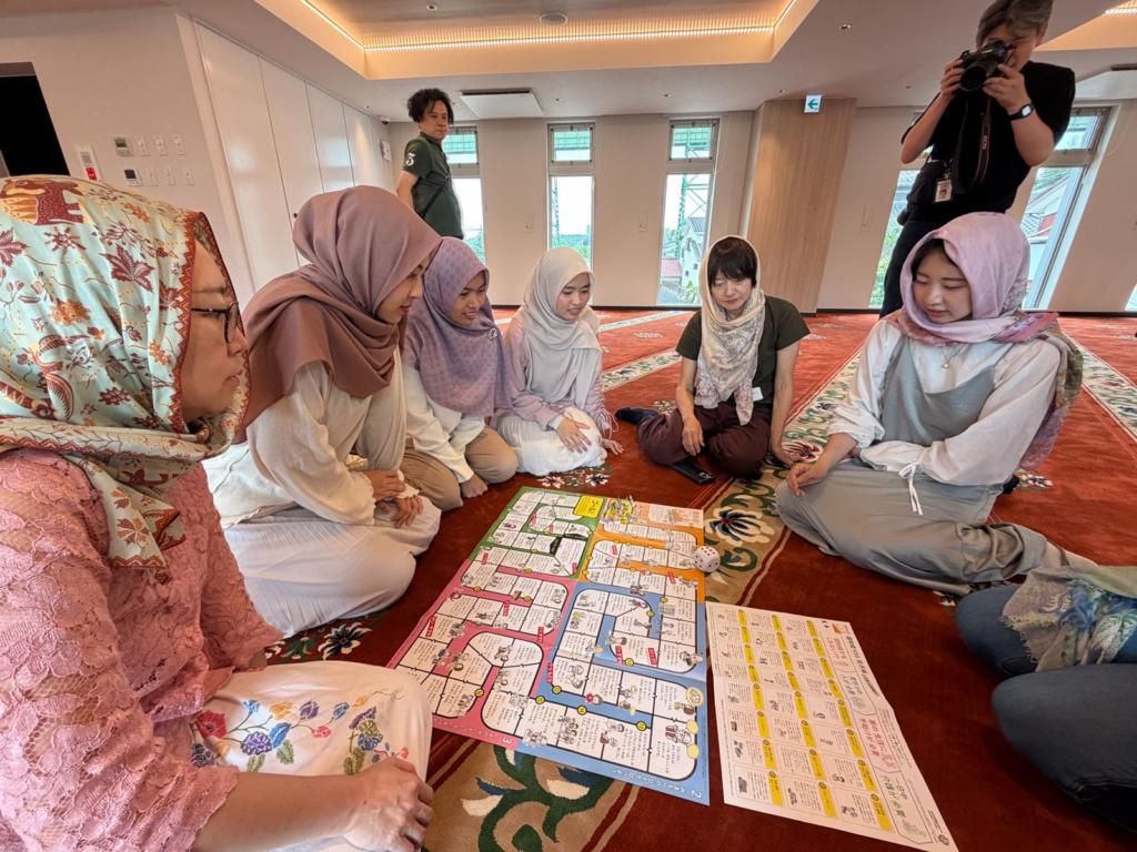 新しい認知症観を学ぼう | “Memahami perspektif baru mengenai dimentia dan game lansia” image